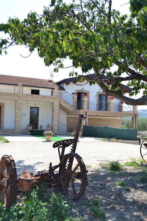 Agriturismo De Luca Mozzagrogna Exterior photo